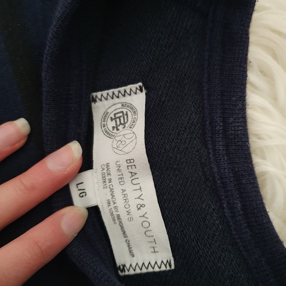 REIGNING CHAMP blue and black sweater (Mens) - Picture 4 of 4